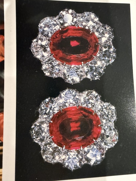 Jewellery-British Royal Family.