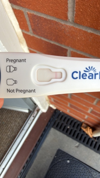 Does this Clearblue red dye test look positive to anyone?