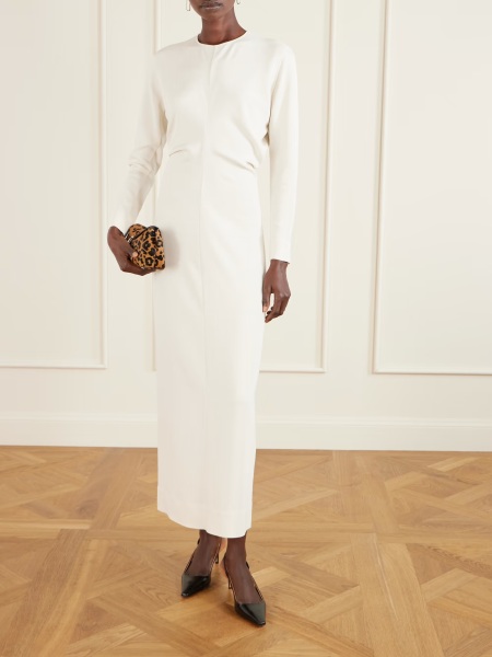 Ideas for a relaxed civil ceremony outfit that still feels bridal