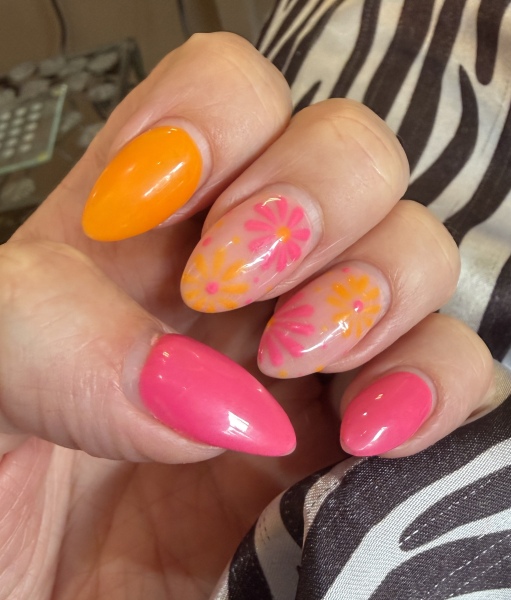 Do bright coloured bio nails look cheap ?