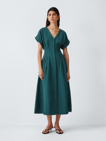 Please help me find a dress to wear in the evenings on holiday.
