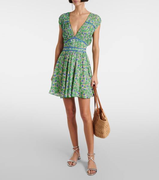 Please help me find a dress to wear in the evenings on holiday.