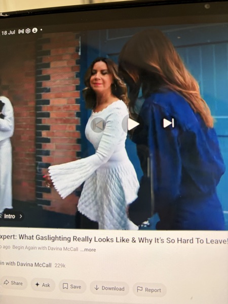 Help me find this dress that Kathleen saxton wears