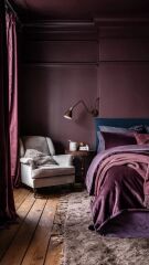 Plum walls and grey bedroom: throw and wall art ideas