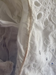 Can this red stain be removed?