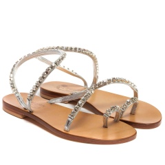Do I just have ultra snowflake delicate feet?