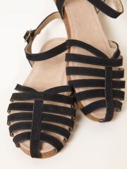 Opinions on these sandals please?