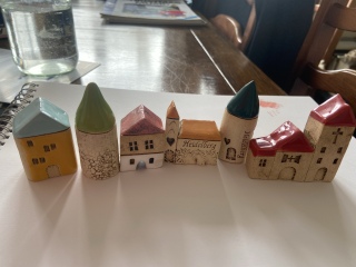 Ideas for affordable handmade pottery gifts to sell at Christmas market