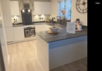 Please help me find a dining table and chairs! I’m hopeless at interior design