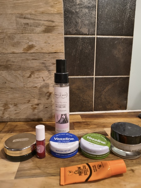 Beauty addicts thread: share empties, chucks and mindful buying tips