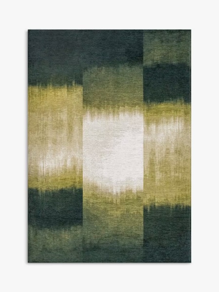 I’m looking for a light and a rug that make an impact and what’s in the shops is boring