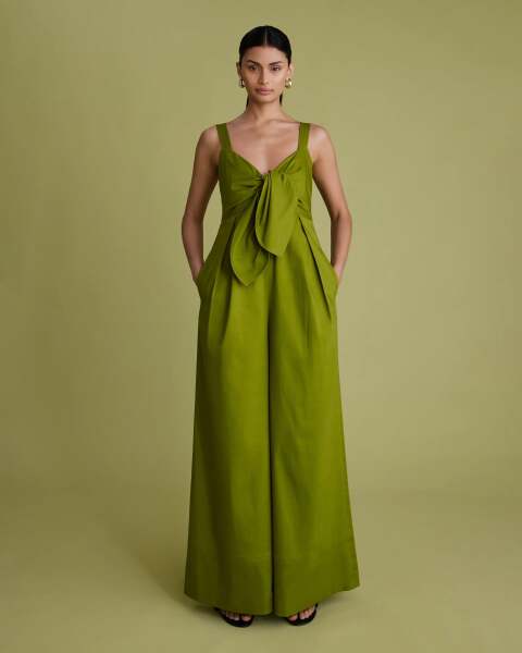 Maternity wedding guest - Two weddings, two seasons, 24 weeks pregnant