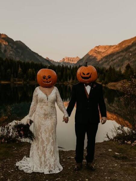To expect everyone at my wedding to stick to the colour scheme?