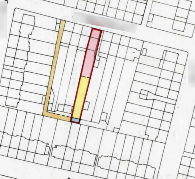 Can I build a full-width extension over part of shared driveway?