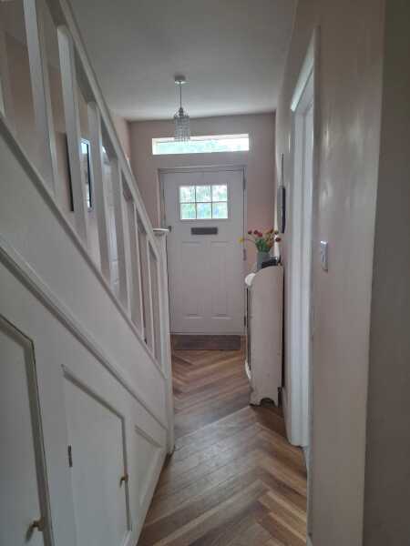 What colour to paint this hallway? (photos)