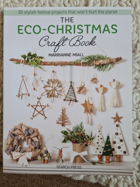 What Christmas craft things do you do? (Not knitting/crochet)