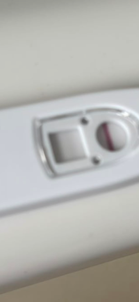 Line eye?! Omg please help currently walking about house crying. Is this positive