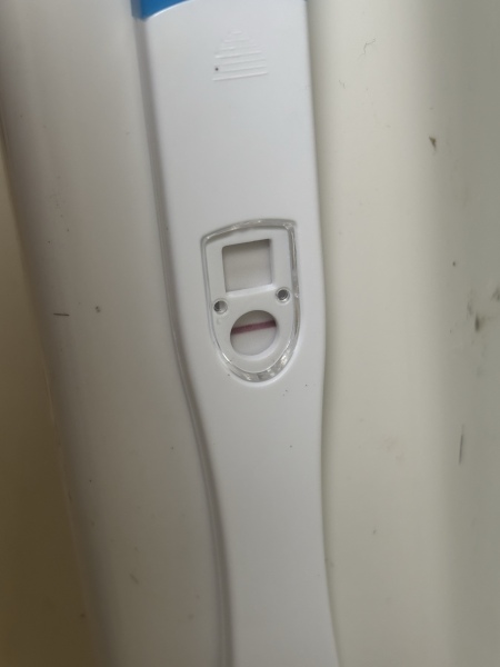 Line eye?! Omg please help currently walking about house crying. Is this positive