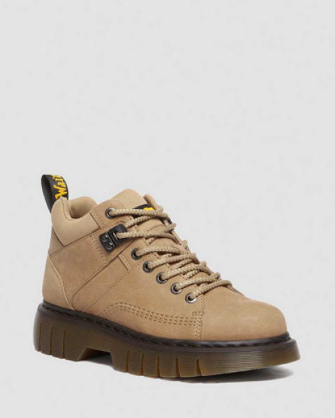 Boots to wear with M&S carrot jeans ?