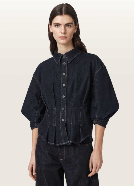 How would you style this dress for a dressy dinner date?