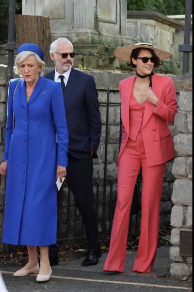 Can I wear a trouser suit to a high end wedding?