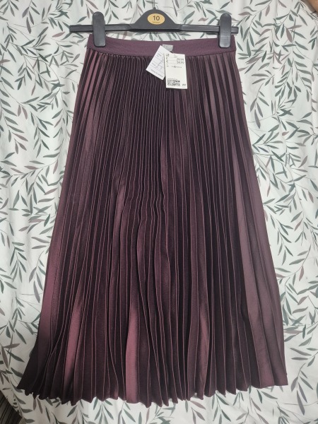 Wedding guest, what do i wear it with?