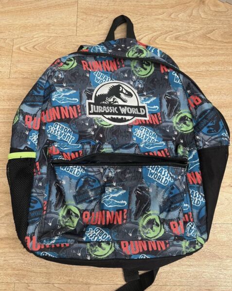 is this bag childish for year 7