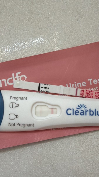 8 to 9 DPO, is this a very faint positive line?