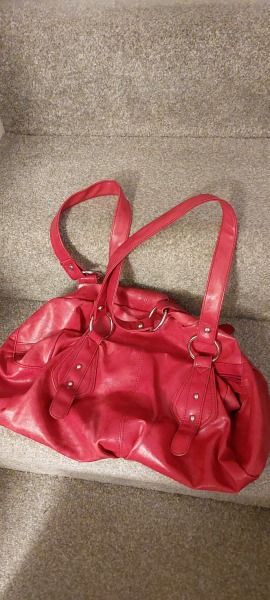 Please can anyone identify this bag?