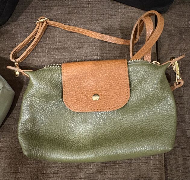 Can anyone help me find a cross-body bag I saw in Marbella?