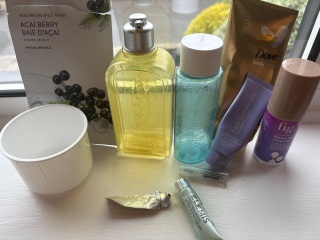 Beauty addicts thread: share empties, chucks and mindful buying tips