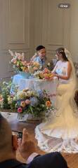 When to cut roses for bouquet