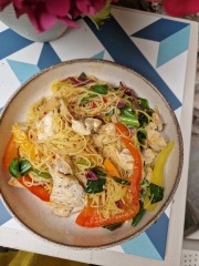 Meal planning, sharing recipes and ideas to make the weekly budget go further.