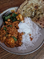 Meal planning, sharing recipes and ideas to make the weekly budget go further.