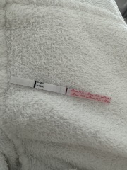 HELP! Positive or line eyes? 8DPO!!