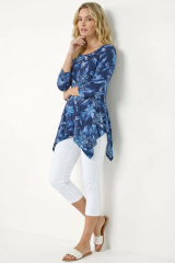 Recommendations for size 20 tops with a flattering longer length