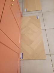 Quickstep laminate impressive herringbone or ivory oak straight plank
