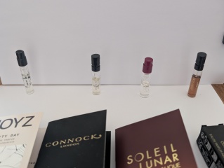 Scent of the day part 9 with the friendly perfumistas - cheapies or niche we're smelling divine!