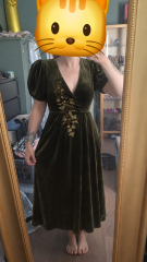 I don't know what to wear to my wedding.
