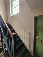 What colour to paint this hallway? (photos)