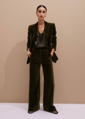 Can I wear a trouser suit to a high end wedding?