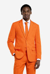 To expect everyone at my wedding to stick to the colour scheme?