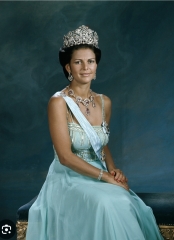 Just for balance:  The Most Beautiful Women Ever