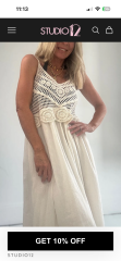 Recommendations for flattering cotton or linen holiday dresses