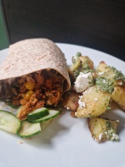Meal planning, sharing recipes and ideas to make the weekly budget go further.