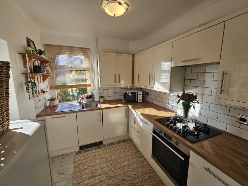 Please critique my house photos for Rightmove?!