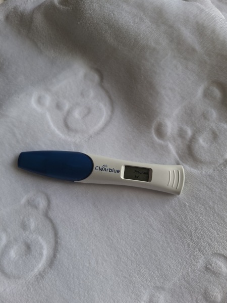11dpo and unsure about a line on a Boots early test