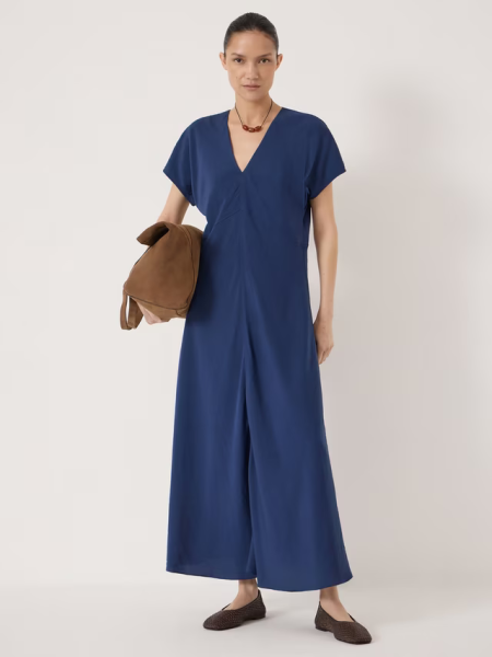 What to wear for a theatre charity gala with no dress code