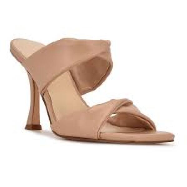 I've fallen in love with these sandals... please help!