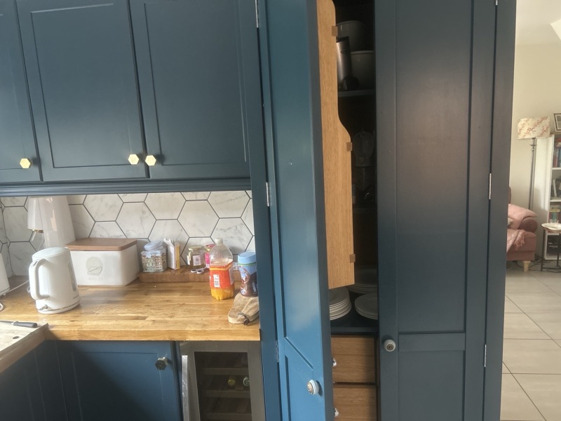 Kitchen cabinet colour - moving from Hague Blue